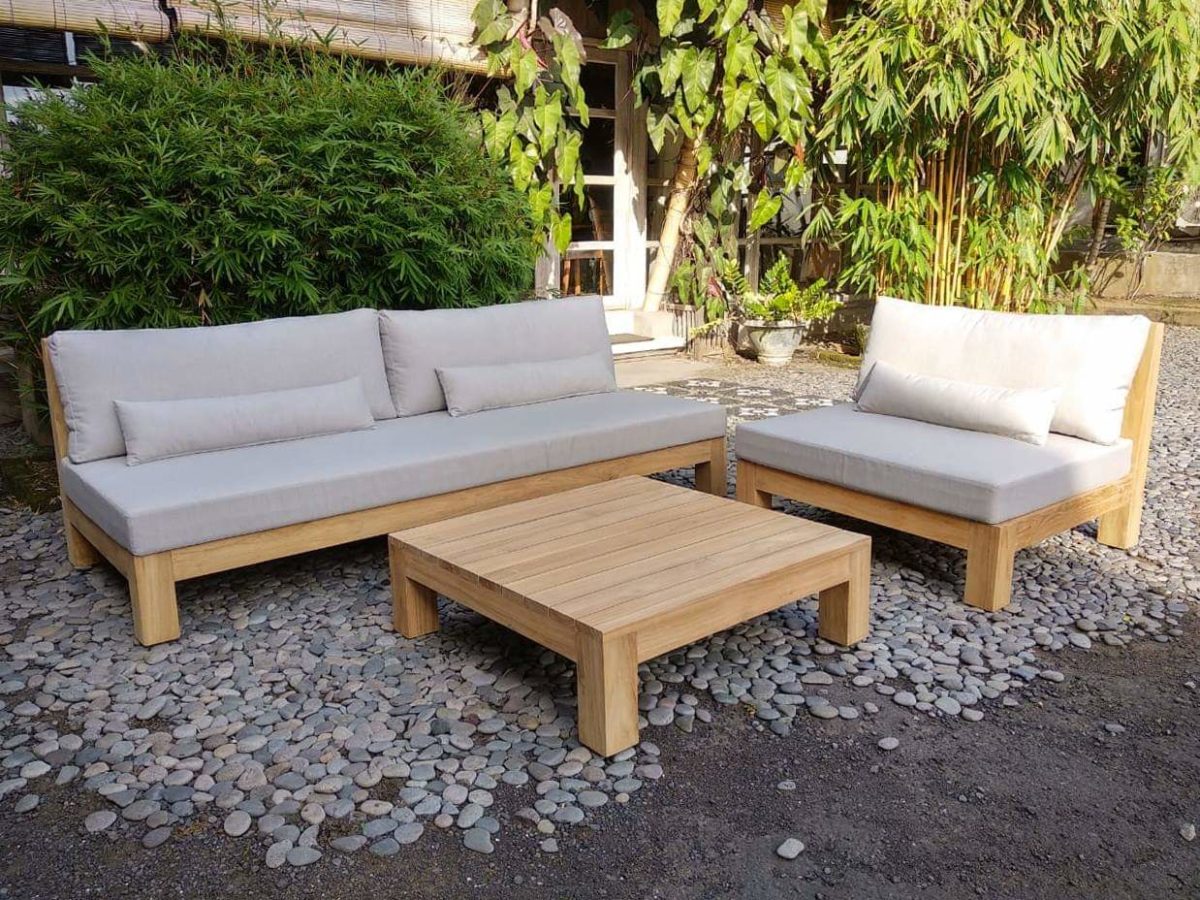 Guide to buying teak furniture in Bali useful 