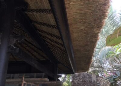 Bali gazebo rethatching Eaves Finish - bali gazebo re-thatching